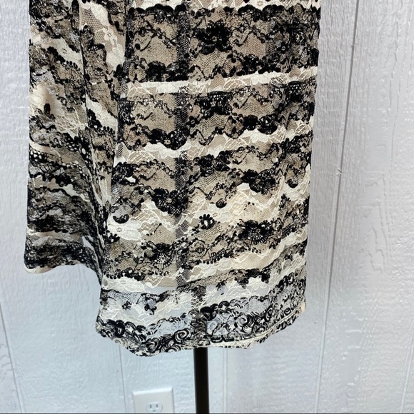 Jessica Simpson Black and White Lace Blouse - Picture 9 of 14